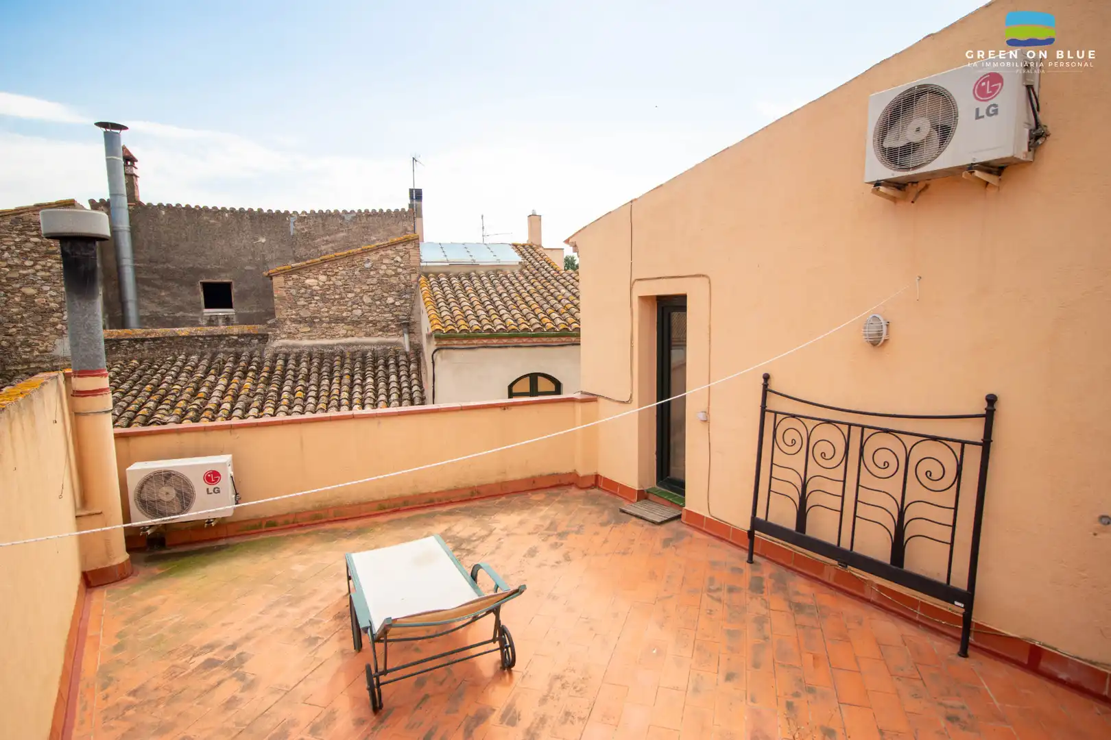 Terrassa de Casa o xalet en venda en Peralada amb Calefacció, Parquet i Terrassa