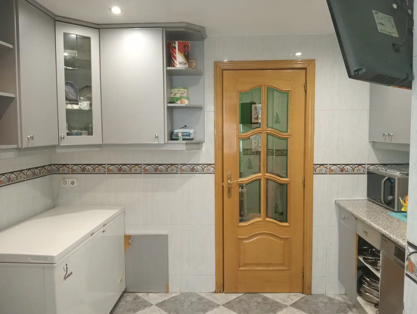Kitchen of Flat for sale in Alcorcón  with Air Conditioner, Heating and Private garden