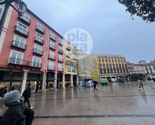 Vista exterior de Pis de lloguer en Burgos Capital amb Calefacció i Moblat