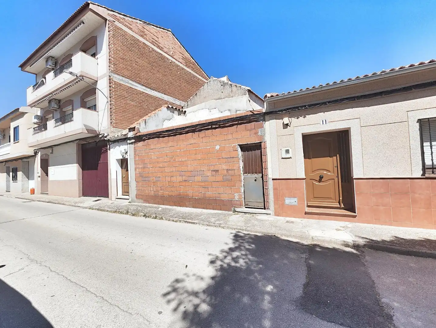 Terreny residencial en venda a Plaza Santos Mártires 23