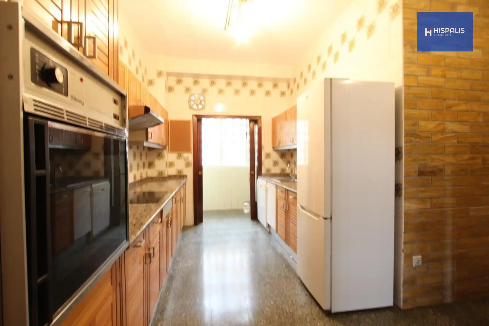 Küche von Wohnung zum Verkauf in Sevilla mit Klimaanlage und Terrasse