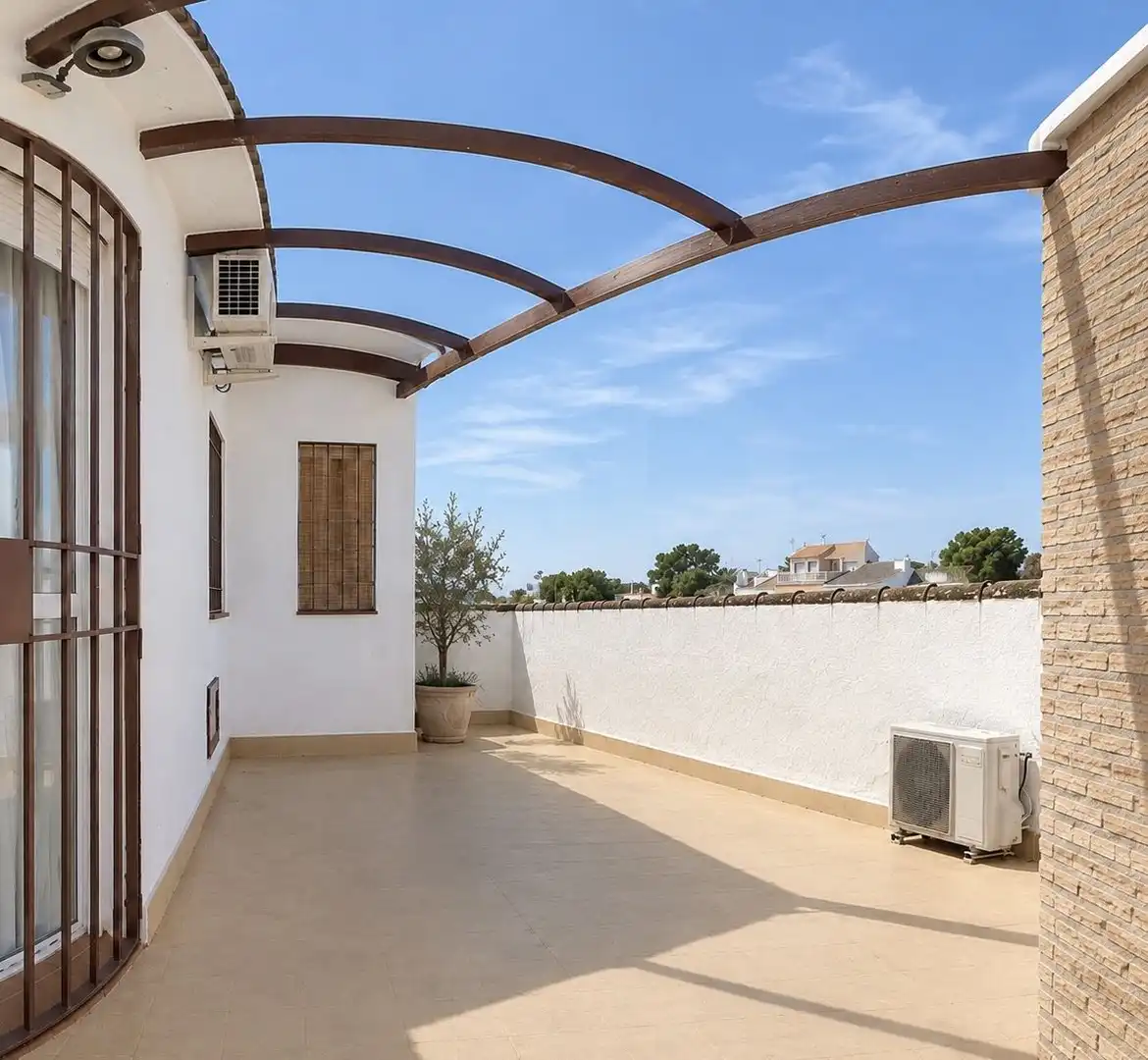 Casa pareada en venta en Calle Carnaval 48