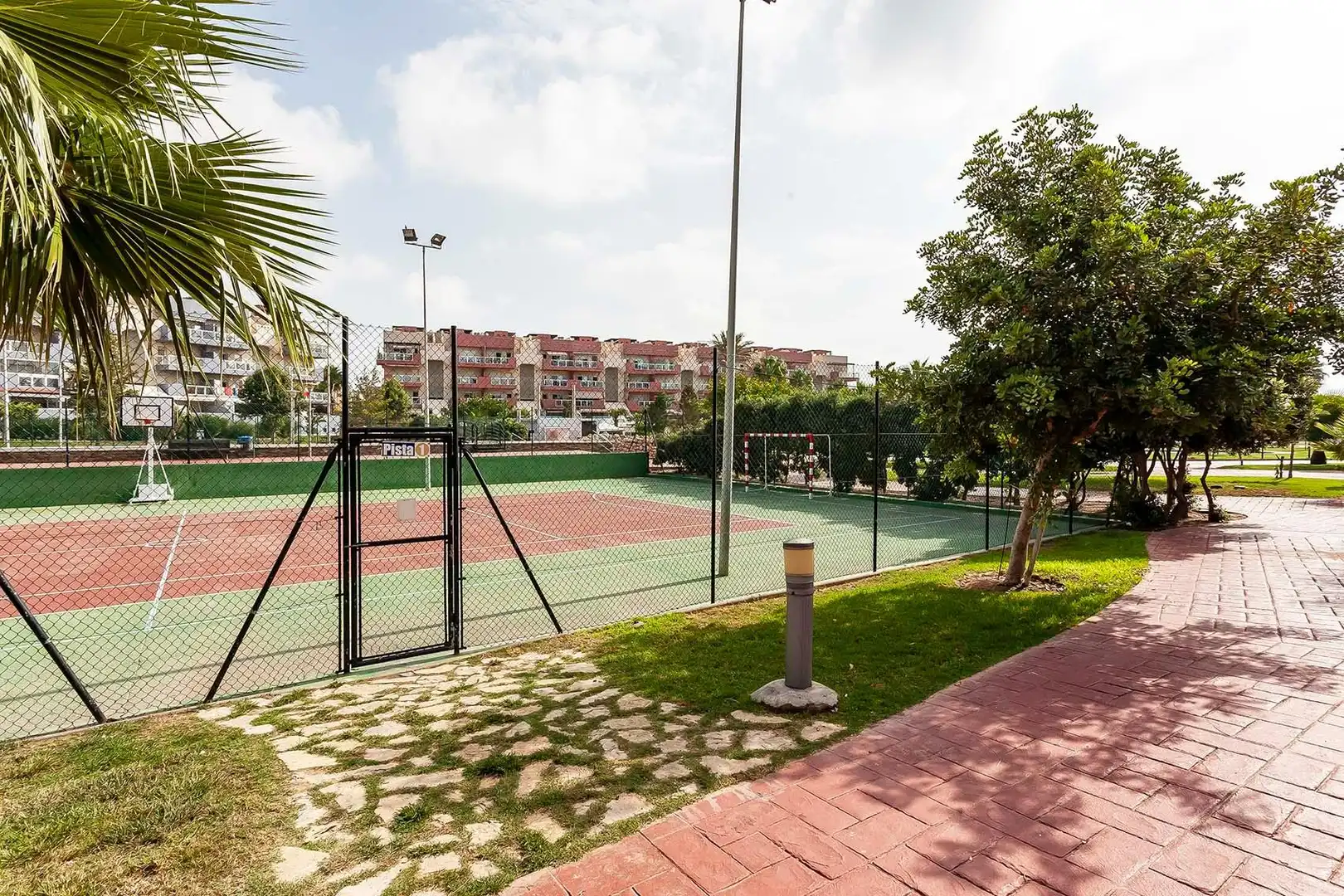 Terrassa de Pis en venda en El Ejido amb Aire condicionat, Calefacció i Jardí privat