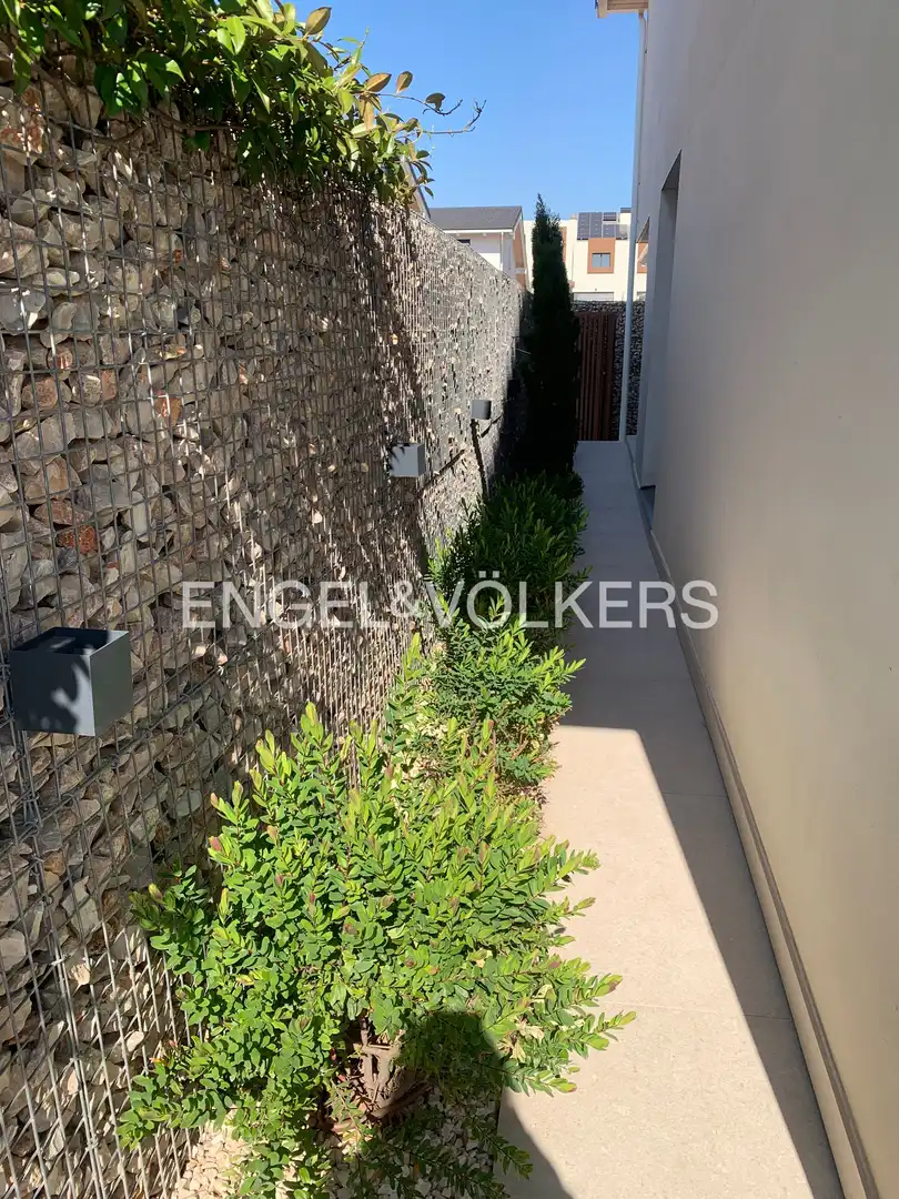 Terraza de Casa adosada de alquiler en Boadilla del Monte con Aire acondicionado, Calefacción y Jardín privado