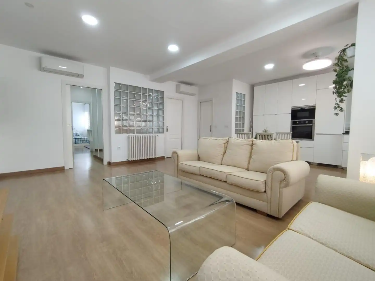 Sala de estar de Piso de alquiler en Murcia con Aire acondicionado, Calefacción y Amueblado