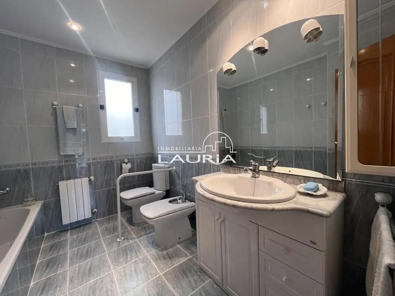 Casa amb jardí en venda a Vicent Andrés Estellés, imagen 50