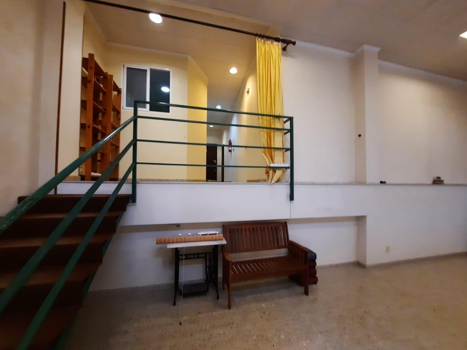 Local de lloguer en Burjassot amb Terrassa