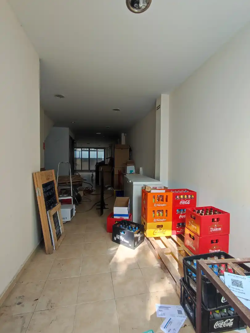 Local comercial en venda a Avinguda Onze de Setembre 17, imagen 2