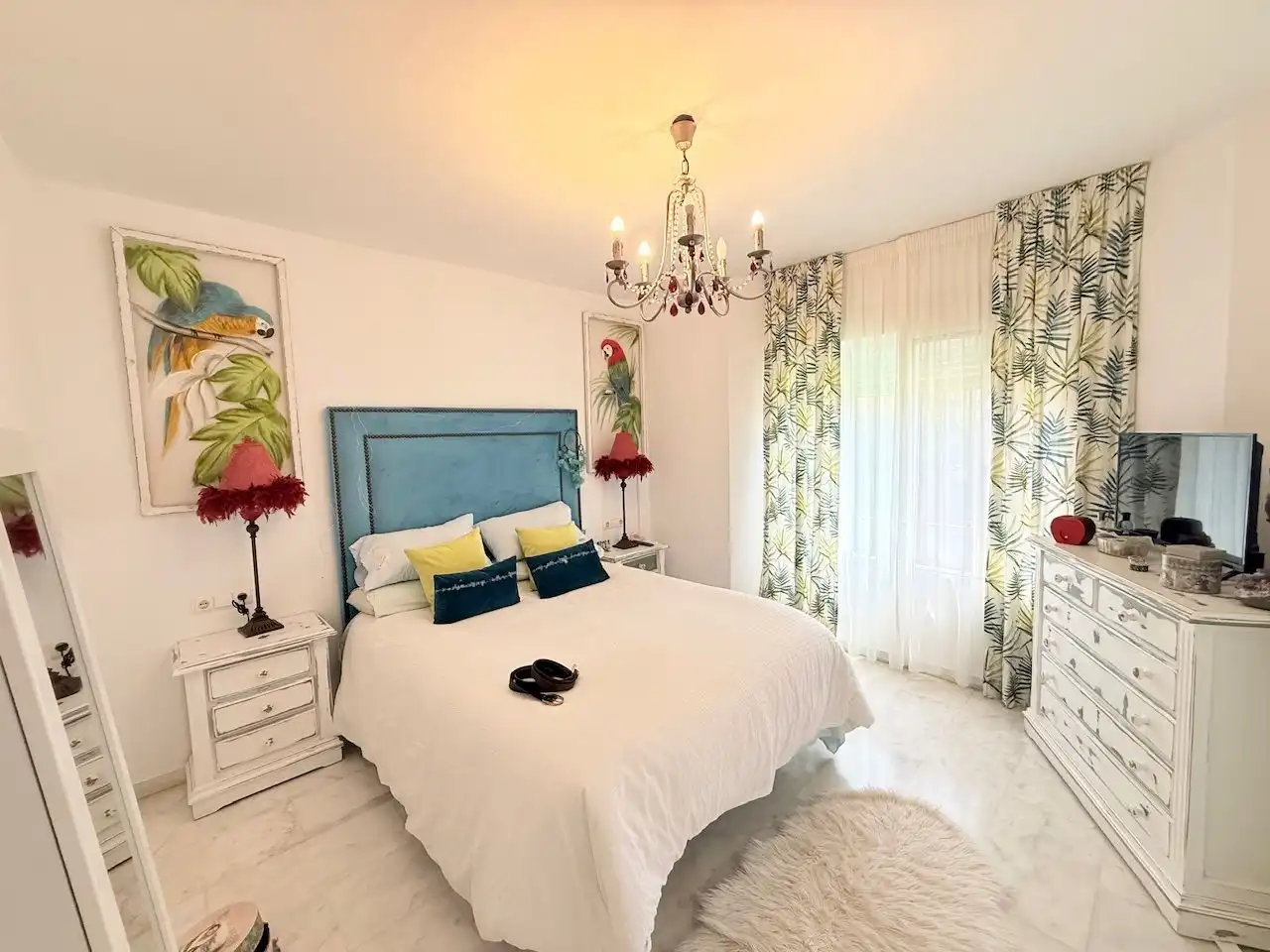 Dormitori de Casa o xalet en venda en Vélez-Málaga amb Aire condicionat, Calefacció i Jardí privat