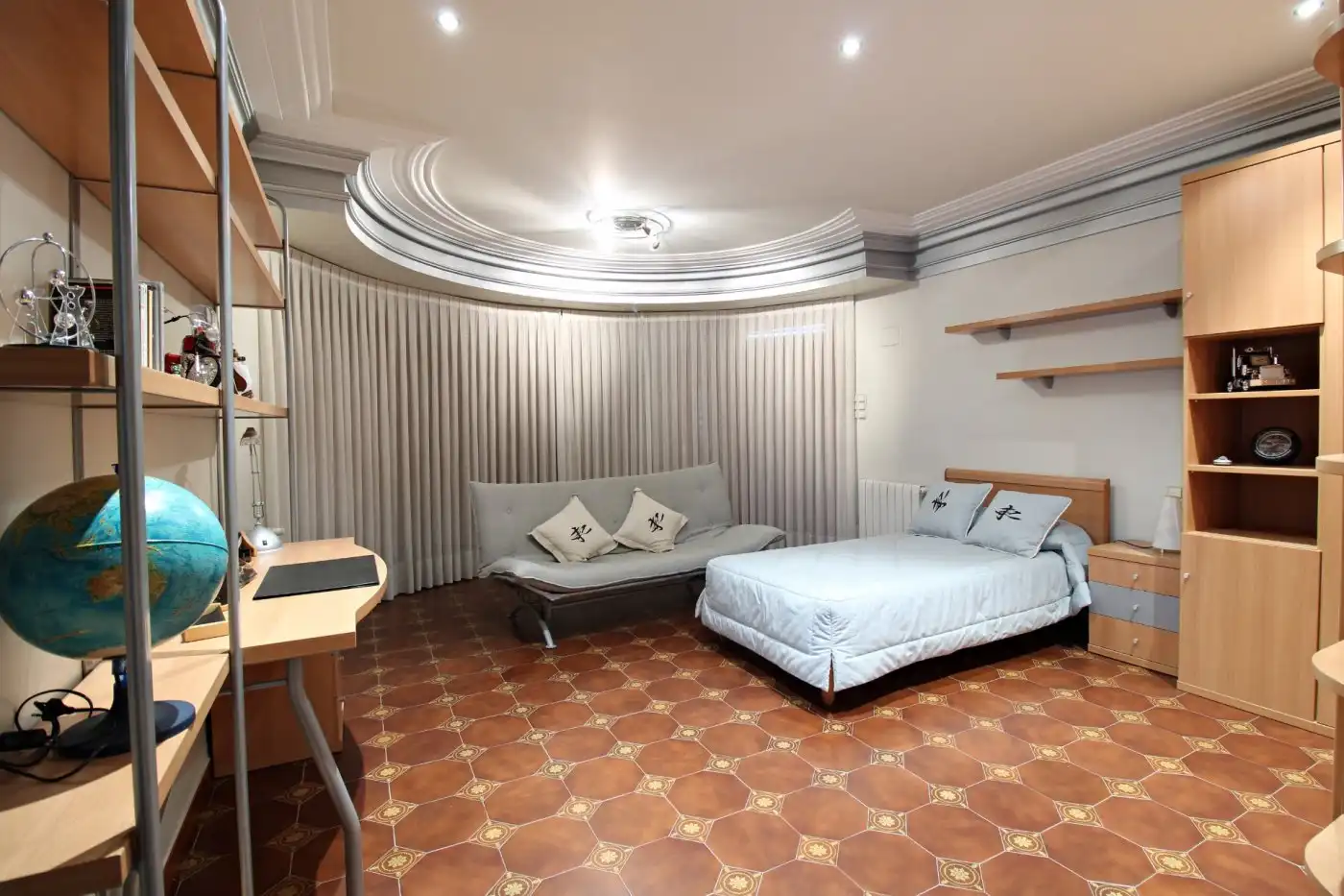 Dormitori de Casa o xalet en venda en Elche / Elx amb Jardí privat, Terrassa i Traster