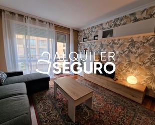 Sala d'estar de Pis de lloguer en Bilbao  amb Terrassa
