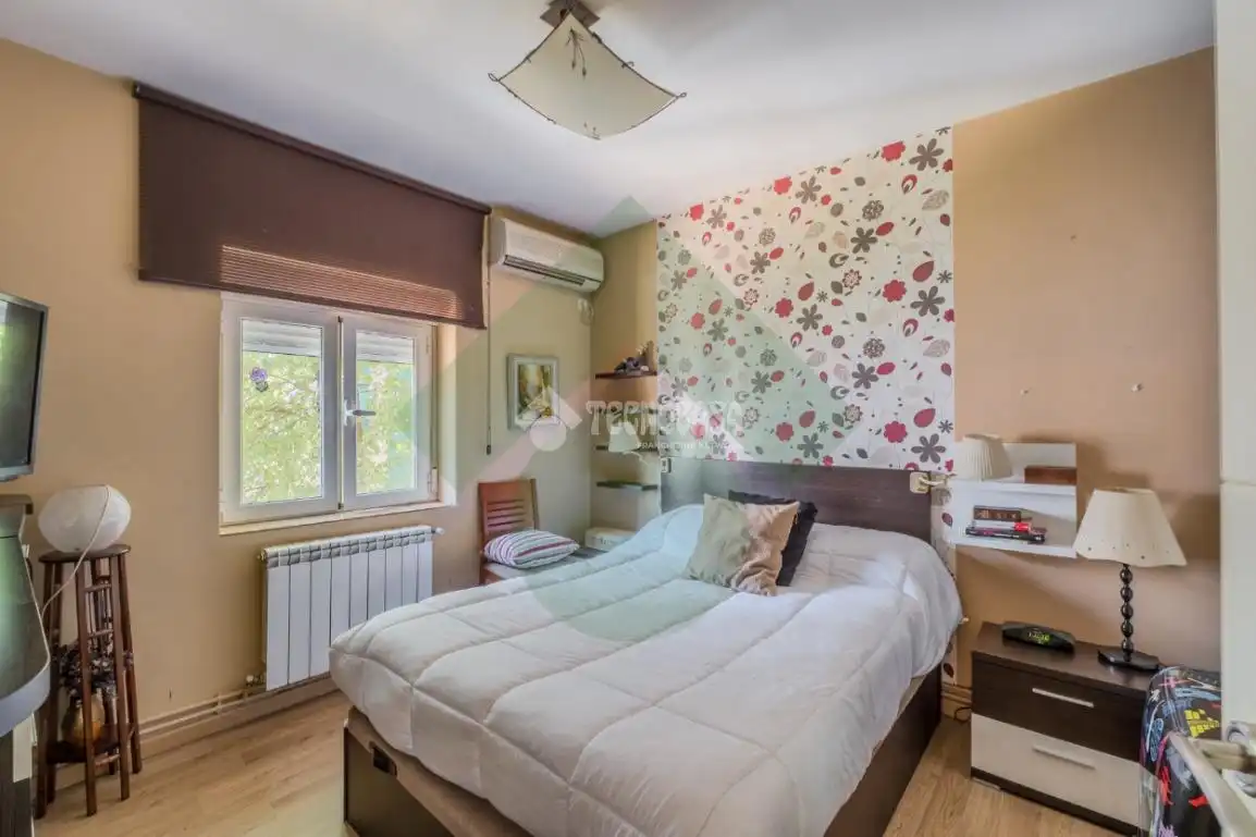 Bedroom of Flat for sale in Madrid  with Air Conditioner and Heating