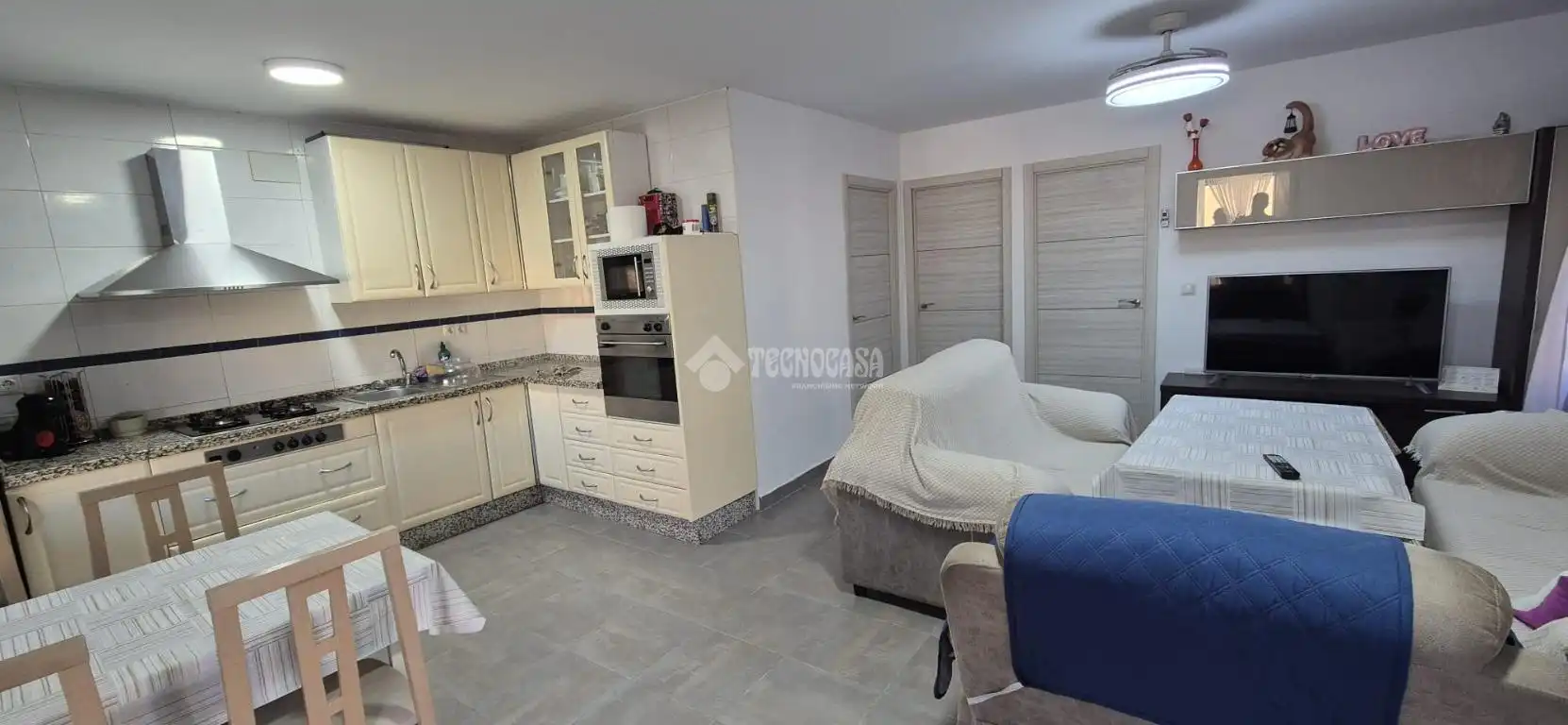 Cocina de Finca rústica en venta en Dos Hermanas con Aire acondicionado y Trastero