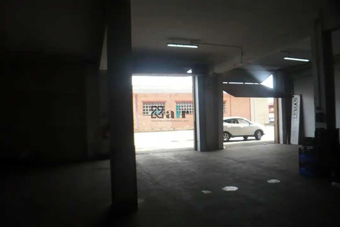 Nau industrial en venda a Logroño - Calle Los Almendros, imagen 5