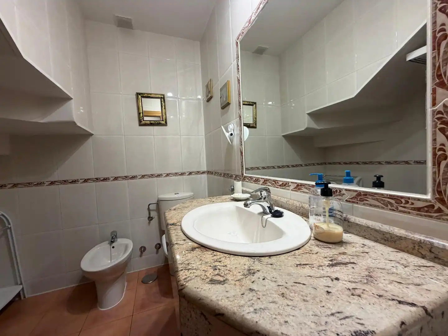 Bany de Casa adosada en venda en Palazuelos de Eresma amb Calefacció, Terrassa i Alarma