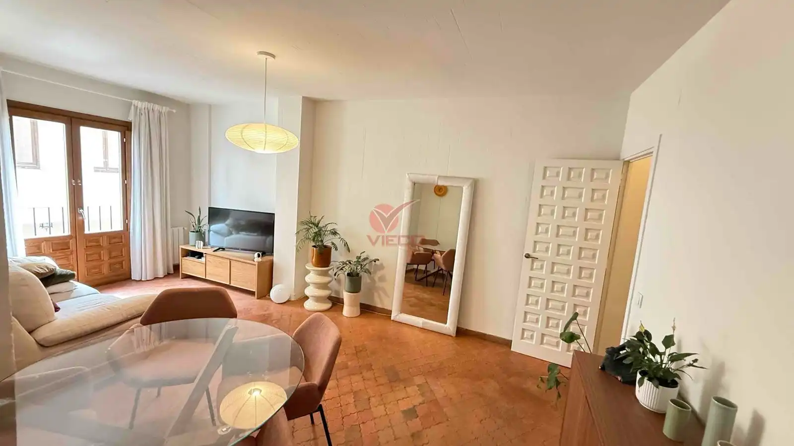 Sala d'estar de Pis en venda en Cuenca amb Calefacció i Terrassa