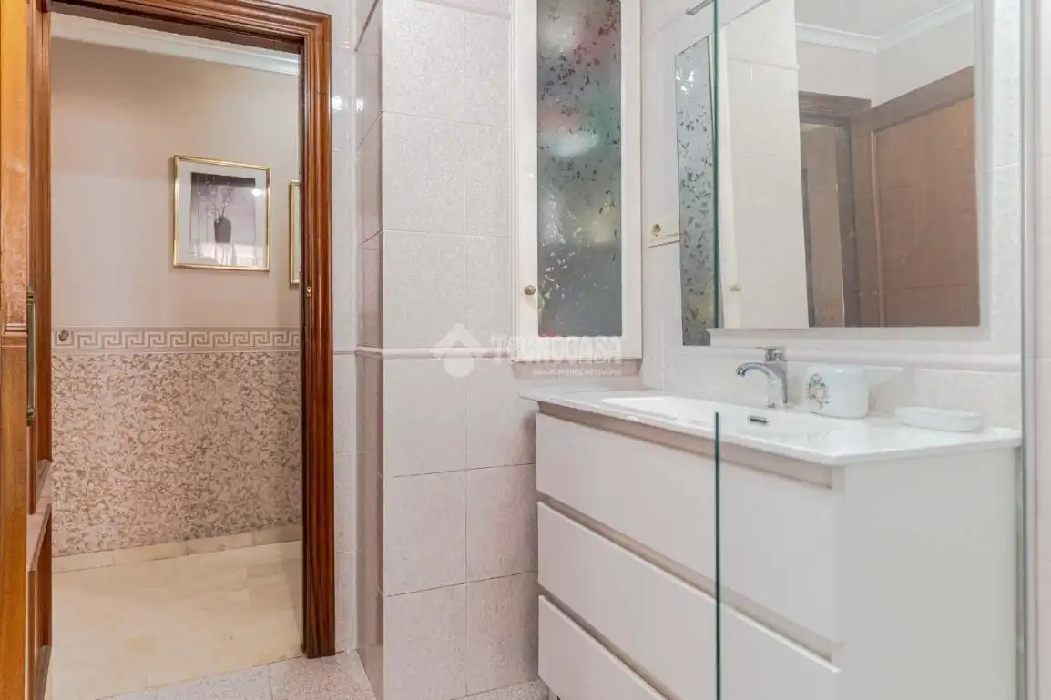 Baño de Ático en venta en Albuñol con Terraza y Trastero