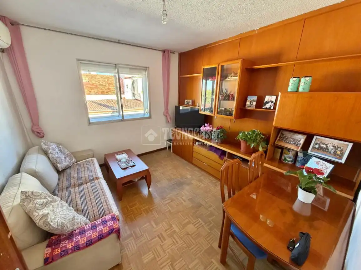 Living room of Flat for sale in Madrid
