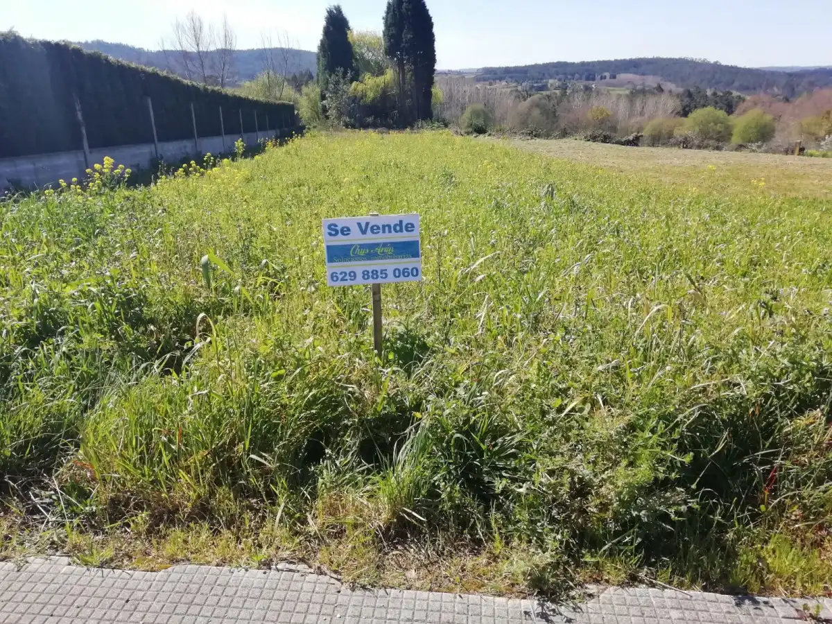 Terreny residencial en venda a Lugar Sofandónigo