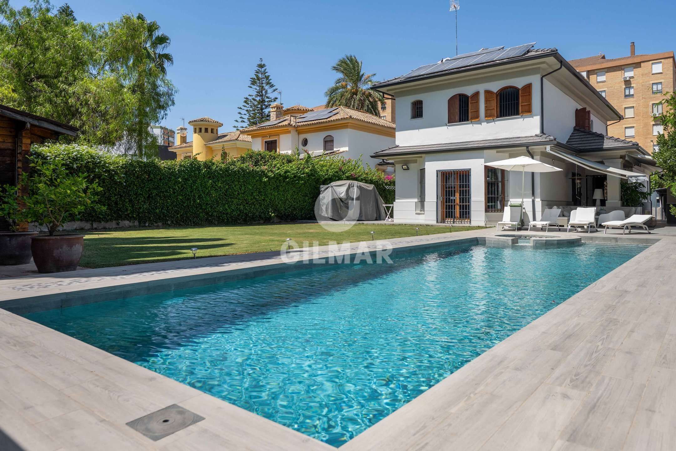 Exterior view of House or chalet for sale in Jerez de la Frontera  with Heating, Private garden and Swimming Pool