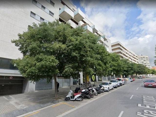 Garaje en Venta en Vía Europa en Via Europa - Parc Central