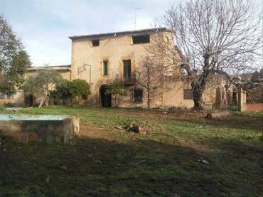 Landhaus mit Garten zum Verkauf in La Bisbal d'Empordà