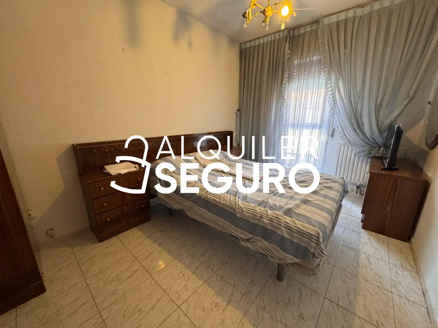 Bedroom of Flat for rent in Madrid  with Heating and Furnished