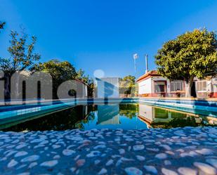 Swimming pool of House or chalet for sale in Alcalá de Guadaira  with Air Conditioner, Heating and Private garden