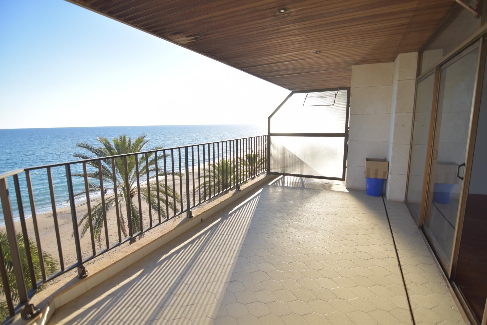 Pis en venda a Passeig MARITIM SANT JOAN DE DEU, 90, Calafell Platja