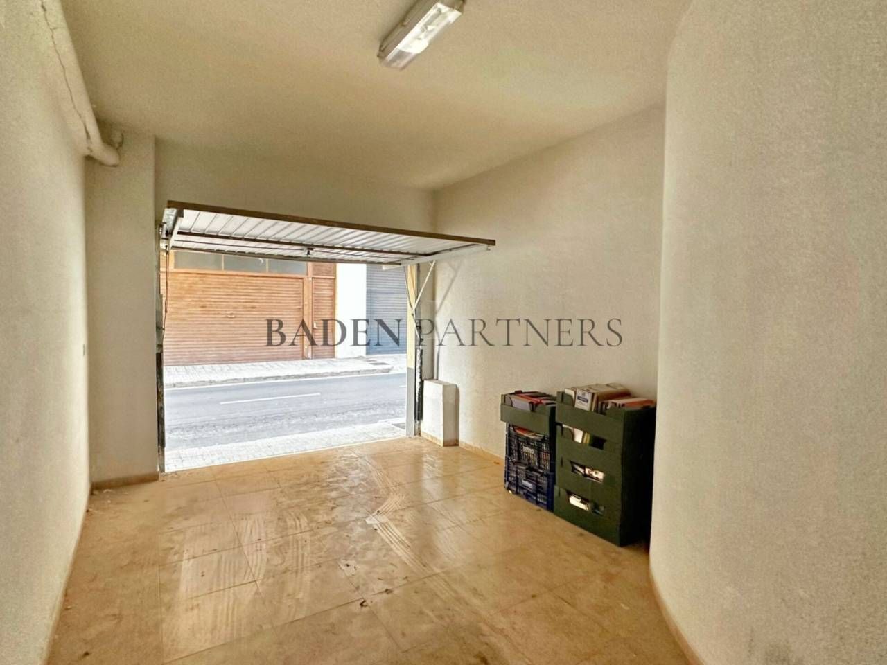 Garage to rent in Casco Urbano