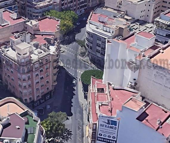 Local comercial en Alquiler en Pont Nou - Corazón de Jesús