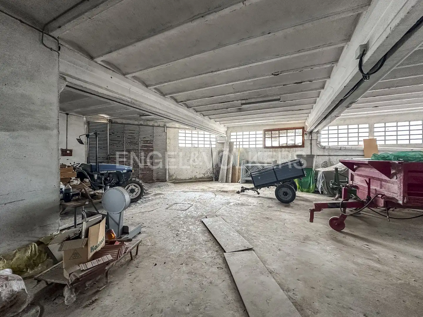 Edificio en venta en Sant Quintí de Mediona