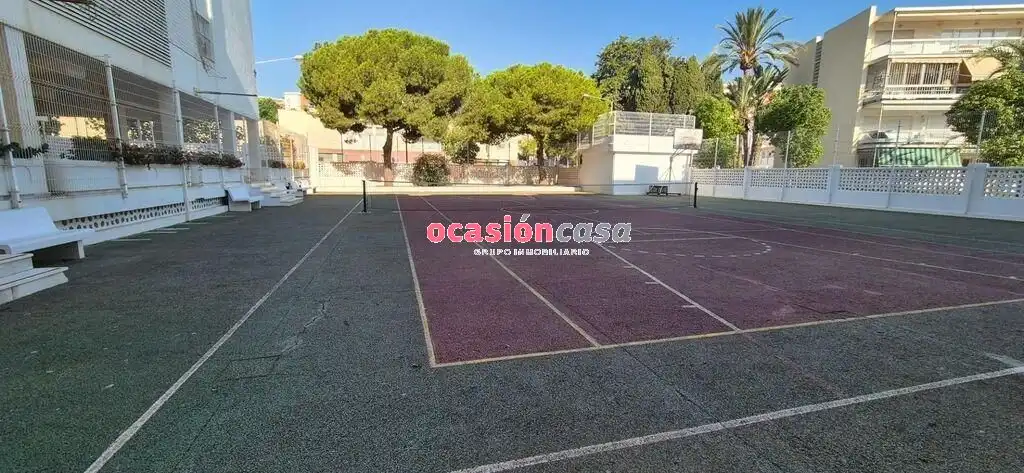 Parking de Piso en venta en Torremolinos con Aire acondicionado, Calefacción y Jardín privado