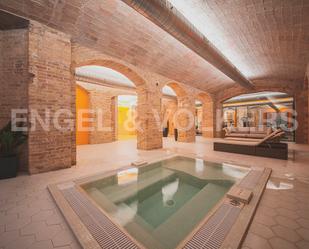 Piscina de Apartament de lloguer en  Barcelona Capital amb Aire condicionat, Terrassa i Piscina