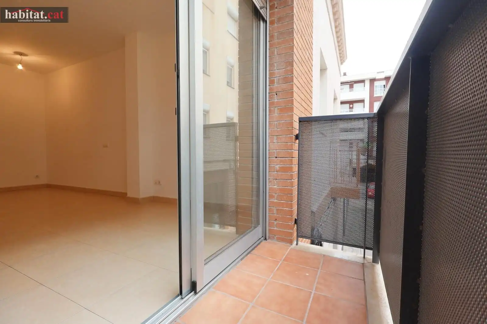 Flat with terrace for sale in Centre Vila, imagen 3