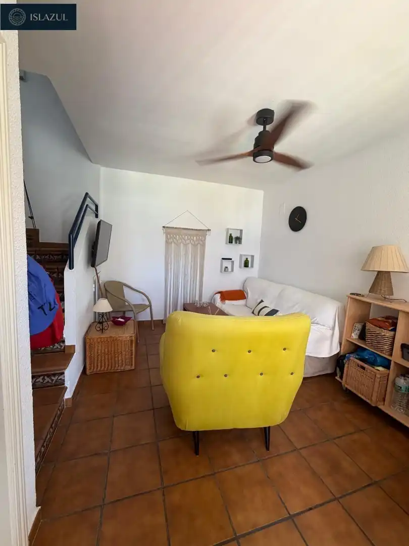 Wohnzimmer von Maisonette zum Verkauf in Islantilla mit Klimaanlage, Heizung und Privatgarten