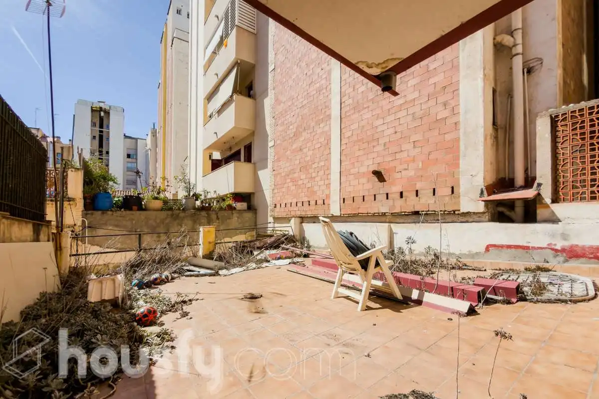 Casa en venda a Carrer de la Industria .
