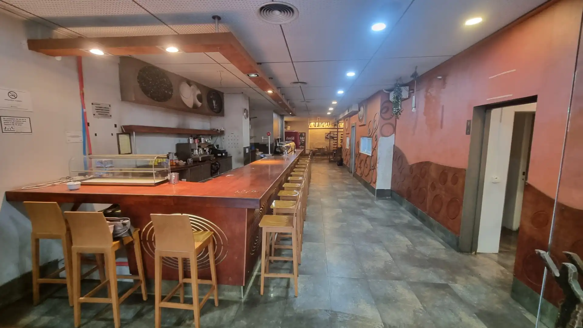 Local en traspaso en Sant Andreu