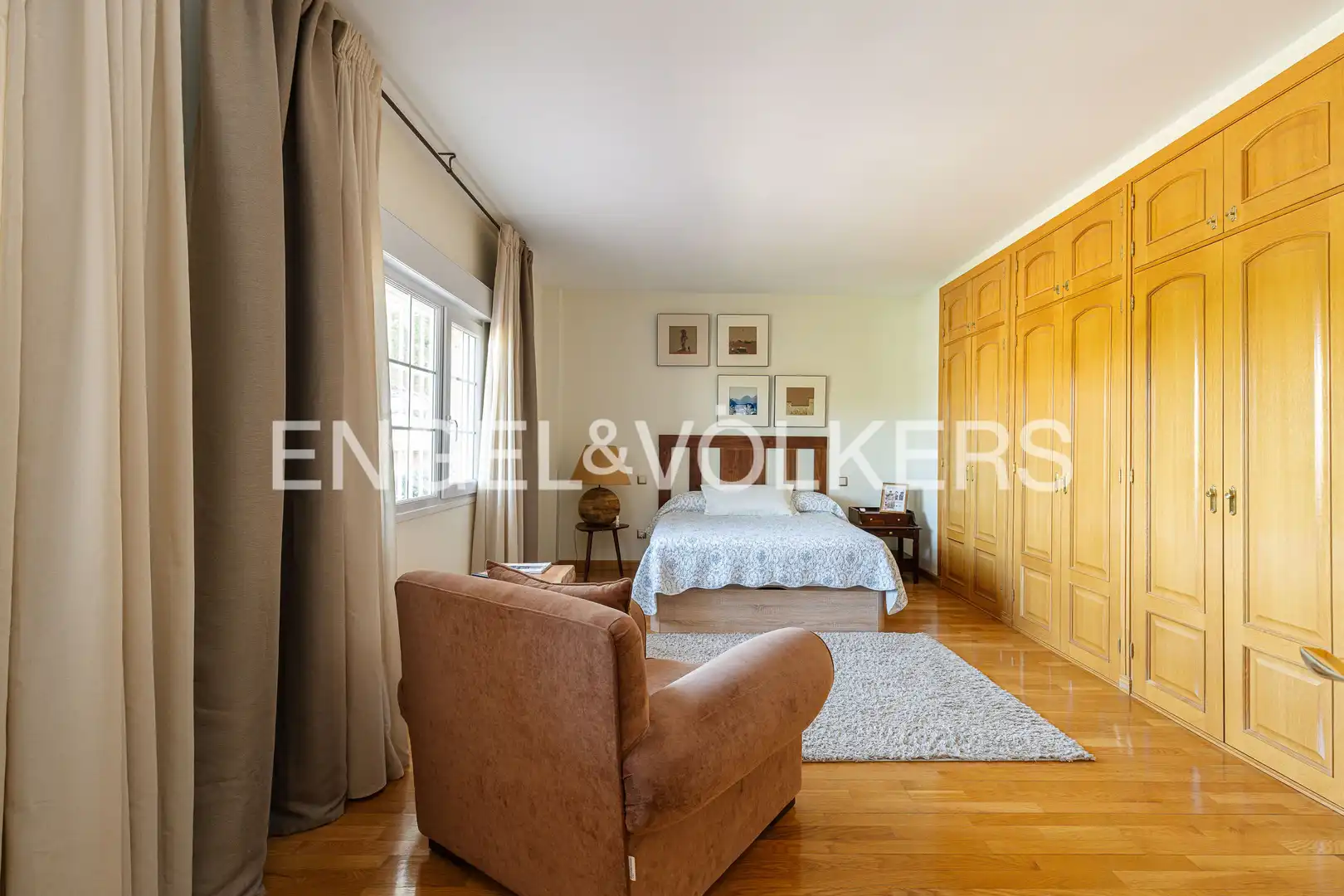 Bedroom of Houses for sale in Villaviciosa de Odón  with Air Conditioner, Heating and Private garden