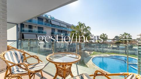 Foto 2 de Piso en venta en Carrer Riu Glorieta, 18, Els Esquirols, Cambrils