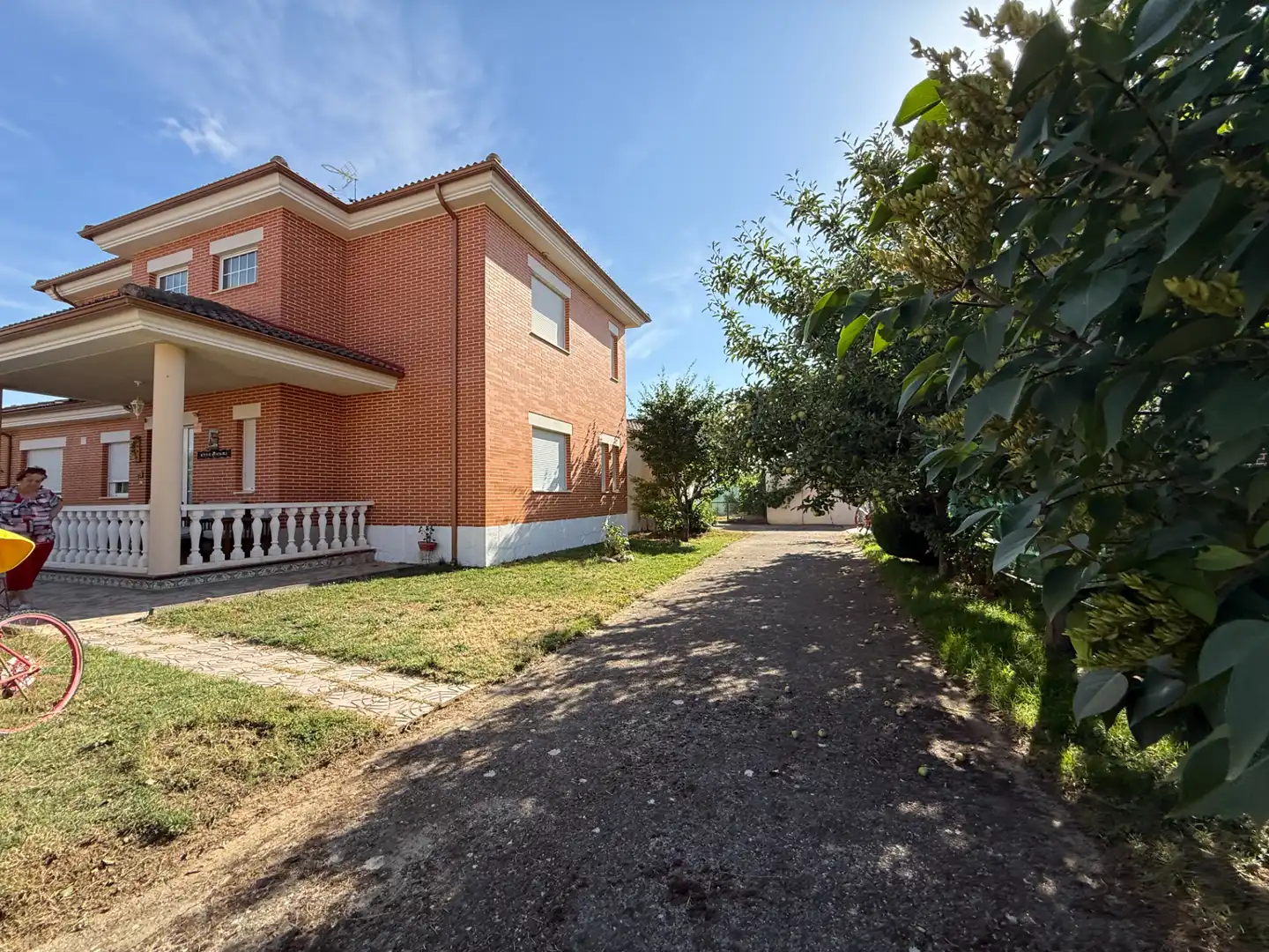 Vista exterior de Casa o chalet en venta en Carrión de los Condes con Aire acondicionado, Calefacción y Jardín privado