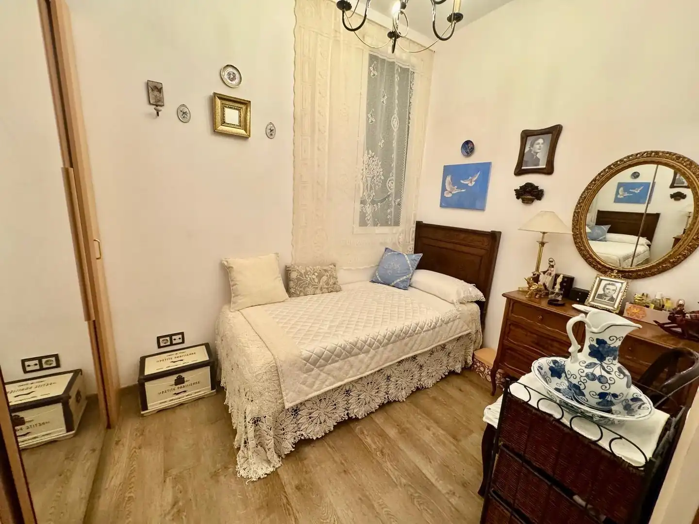 Schlafzimmer von Wohnung zum Verkauf in Barcelona mit Heizung und Balkon