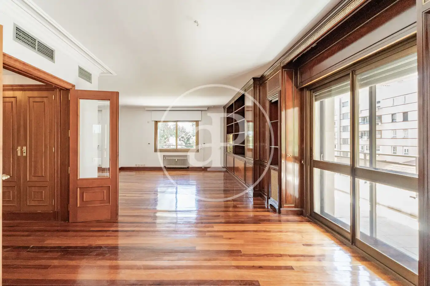Piso de alquiler en Madrid con Aire acondicionado, Calefacción y Jardín privado