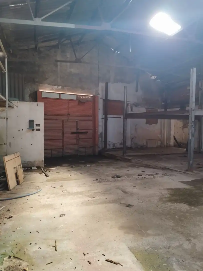 Fabrikhallen zum Verkauf in Burriana / Borriana