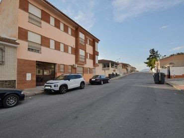 Piso con ascensor en venta en Láchar