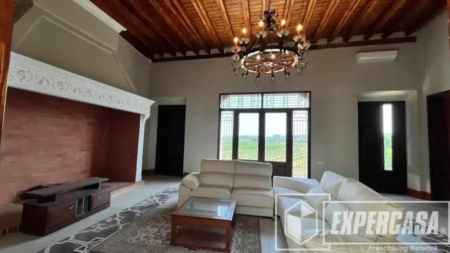 Sala d'estar de Finca rústica en venda en L'Eliana amb Aire condicionat, Calefacció i Terrassa
