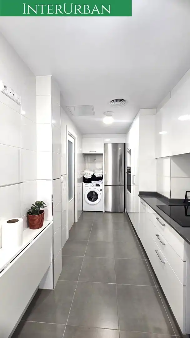 Cocina de Piso de alquiler en Llíria con Aire acondicionado, Calefacción y Jardín privado