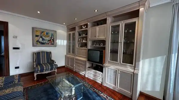 Living room of Flat for sale in Vigo   with Heating, Parquet flooring and Terrace
