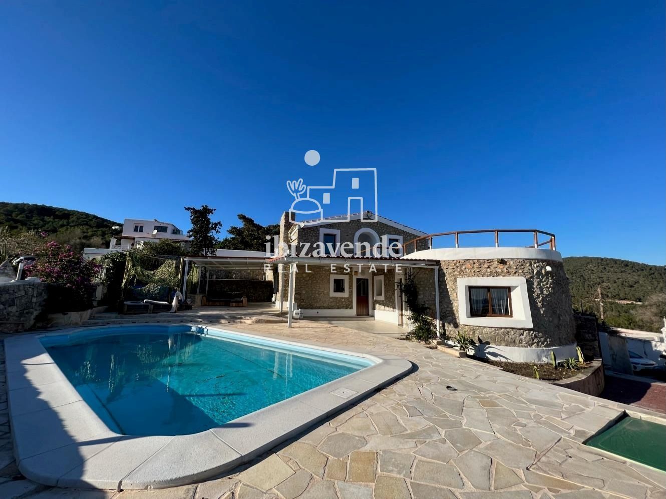 Vista exterior de Casa o xalet de lloguer en Sant Josep de sa Talaia amb Aire condicionat, Calefacció i Jardí privat