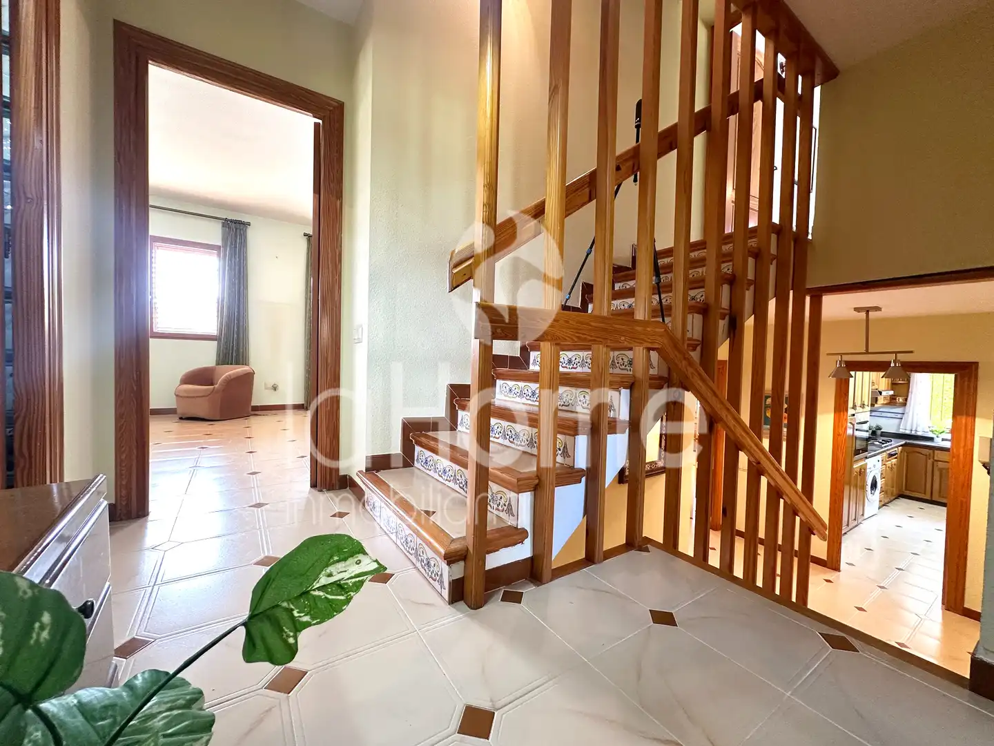 Haus oder Chalet zum Verkauf in Paterna mit Klimaanlage, Heizung und Privatgarten